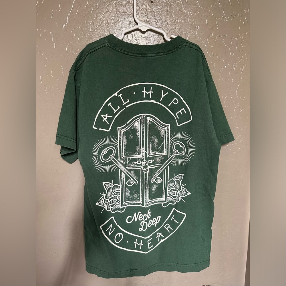 Size small Neck Deep shirt